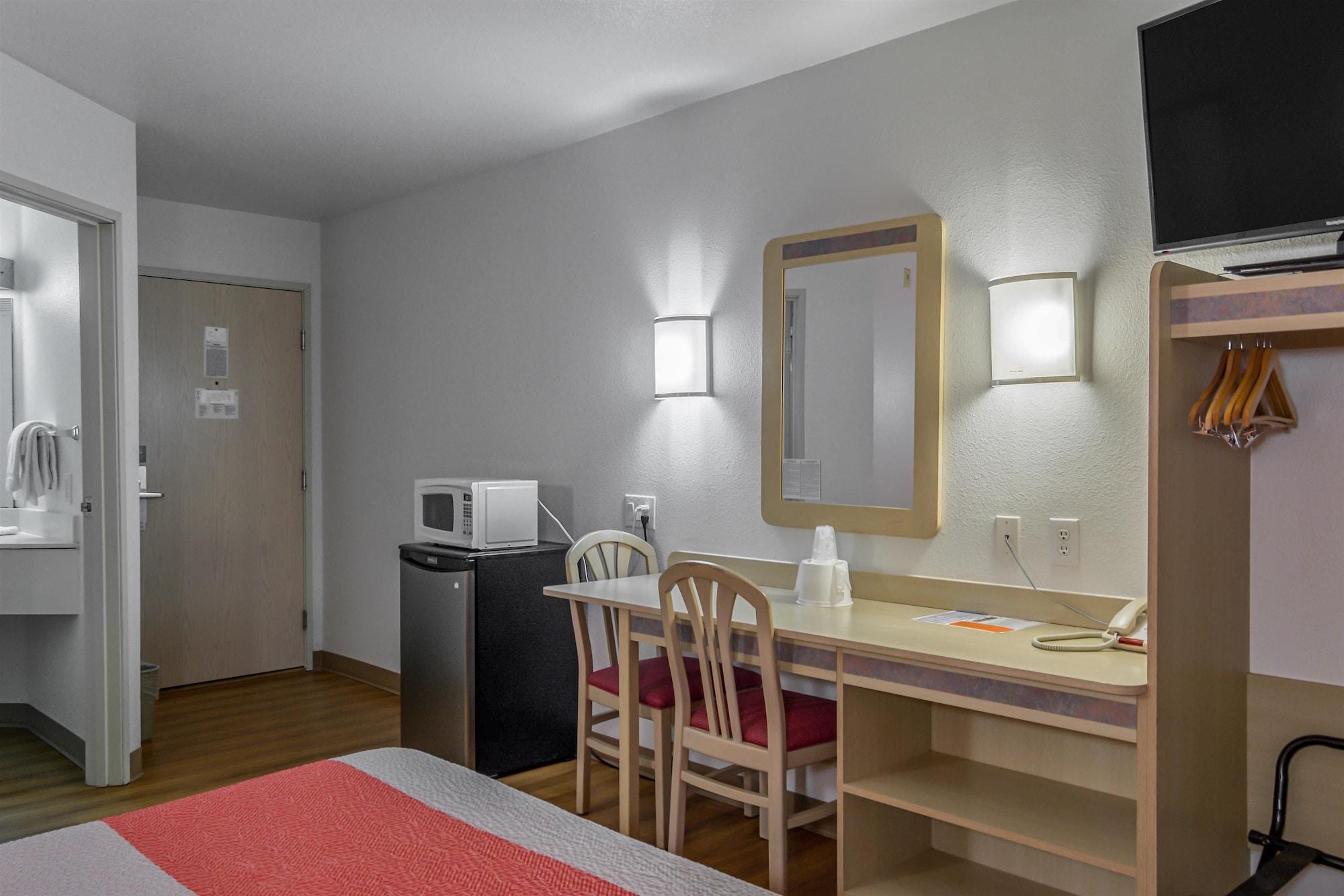 Motel 6-Redmond, Or エクステリア 写真