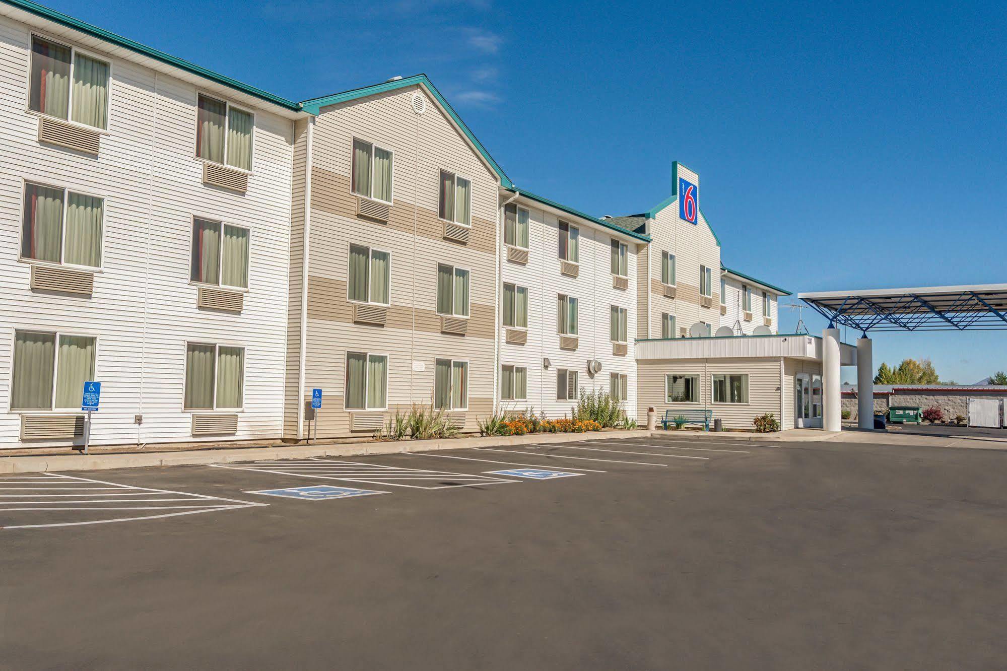 Motel 6-Redmond, Or エクステリア 写真